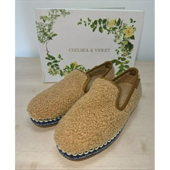 Chelsea & Violet Sherpa Slip-On Espadrille Latte Flats Womens 6 New - Picture 1 of 8